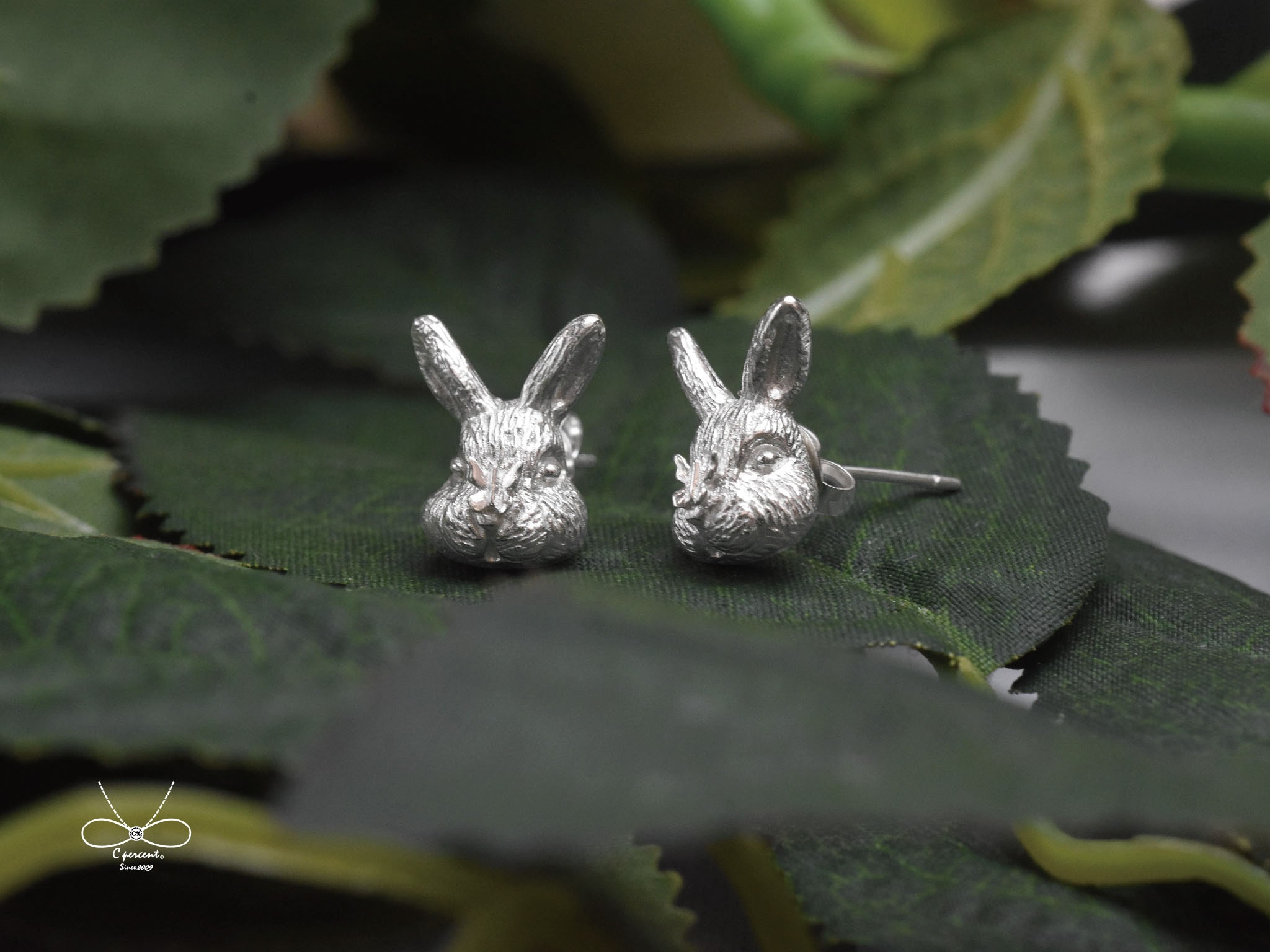 兔子遇上蝴蝶 | 純銀耳環 可改夾式 森林系 立體動物 手工銀飾 - 飾品圖片第2張