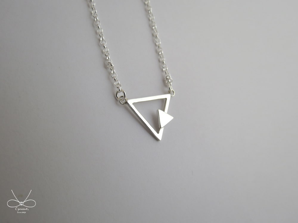 裸系 - 三角形 | 純銀項鍊 女款 細鍊 鎖骨鍊 簡約 手工銀飾