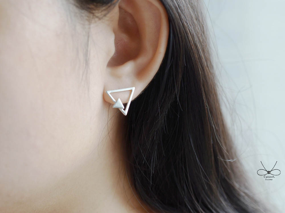 裸系 - 三角形耳環 | 925純銀 女款 可改夾式 簡約 手工銀飾