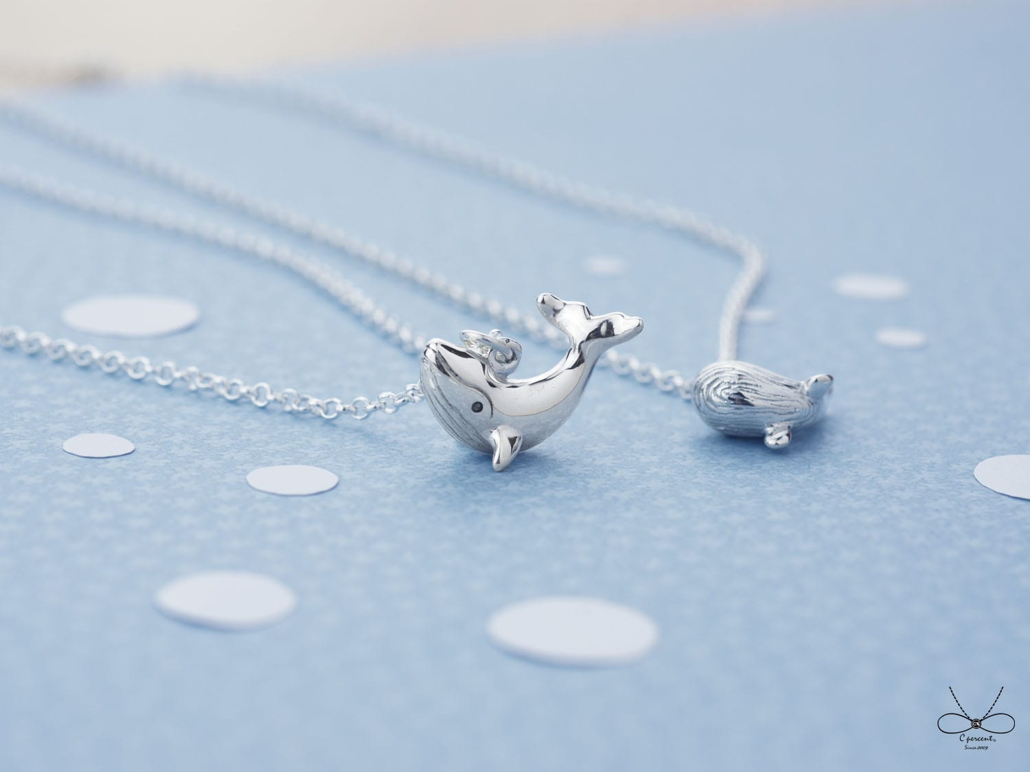 尖尖頭鯨魚 | 純銀項鍊 細鍊 立體動物 手工銀飾 - 飾品圖片第2張