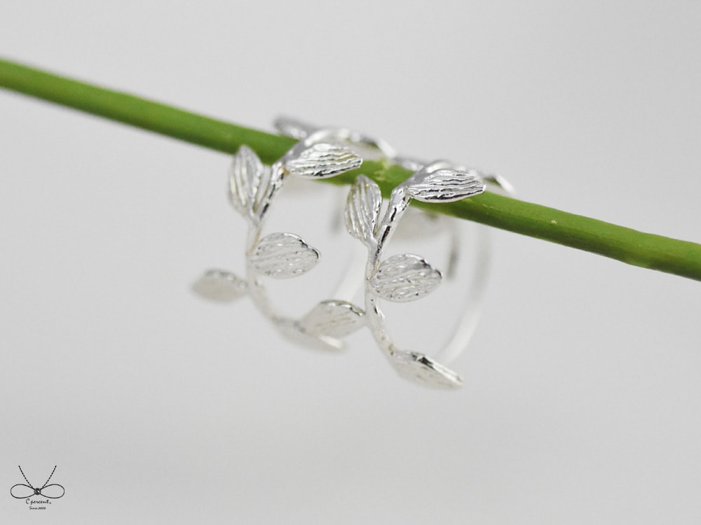 小樹枝 | 純銀耳環 女款 圈式耳環 手工銀飾 - 飾品圖片第3張