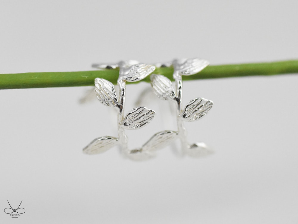 小樹枝 | 純銀耳環 女款 圈式耳環 手工銀飾 - 飾品圖片第2張