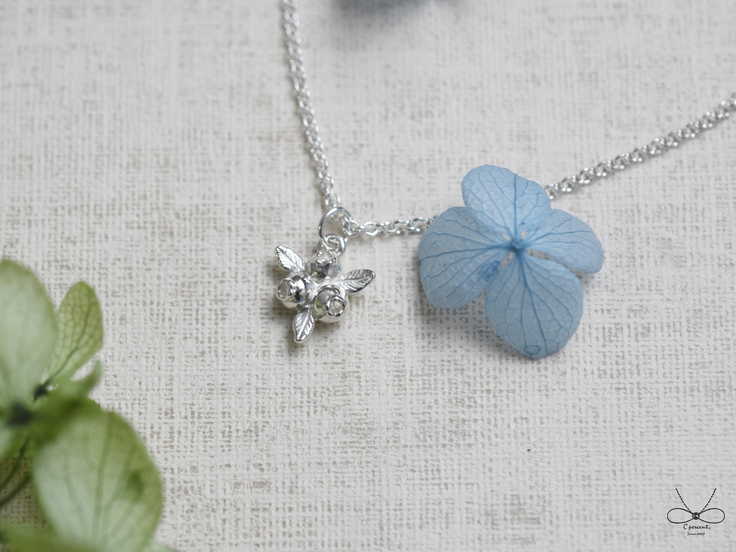 小藍莓果實 | 細項鍊 925純銀 鎖骨鍊 簡約可愛 手工銀飾 - 飾品圖片第2張