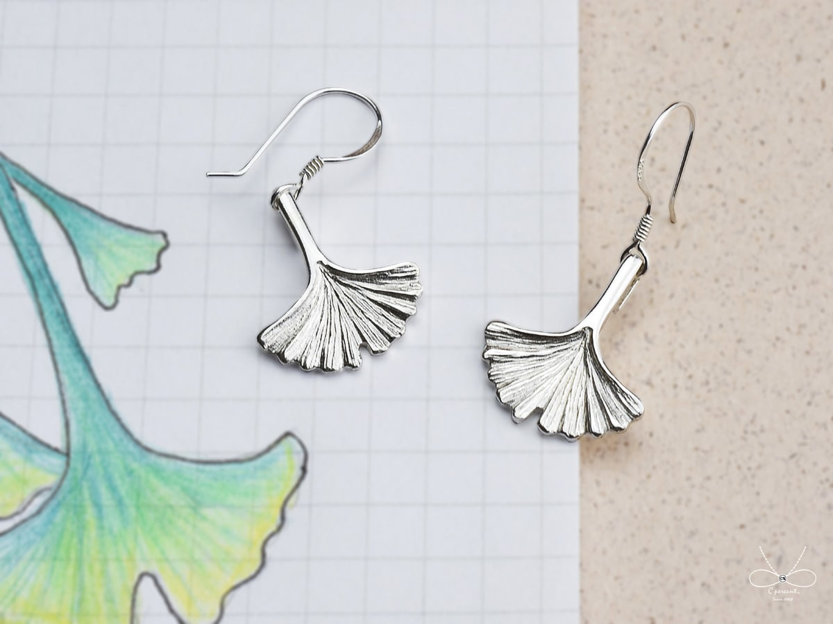 小銀杏 - 植物園 | 純銀耳環 女款 垂墜耳環 手工銀飾 - 飾品圖片第4張