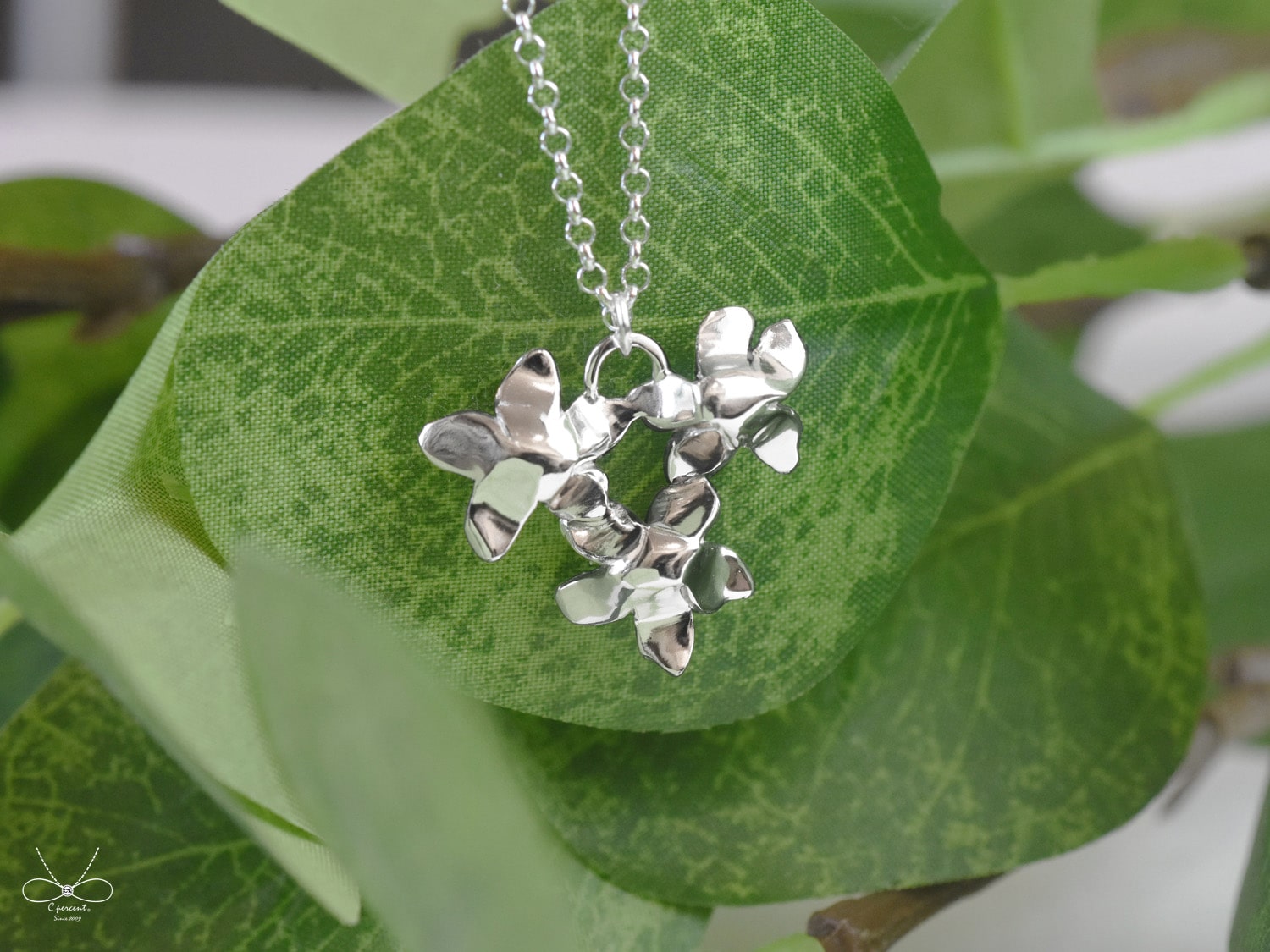 三朵油桐花 | 立體項鍊 925純銀 花朵 手工銀飾 情人禮物 - 飾品圖片第5張