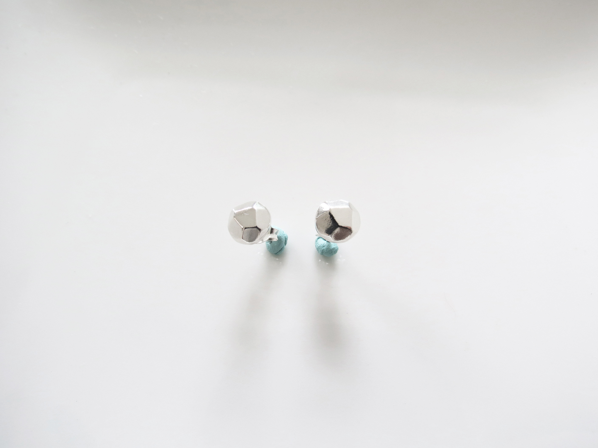 小圓石 | 純銀耳環 女款 可改夾式 簡約 手工銀飾 - 飾品圖片第3張