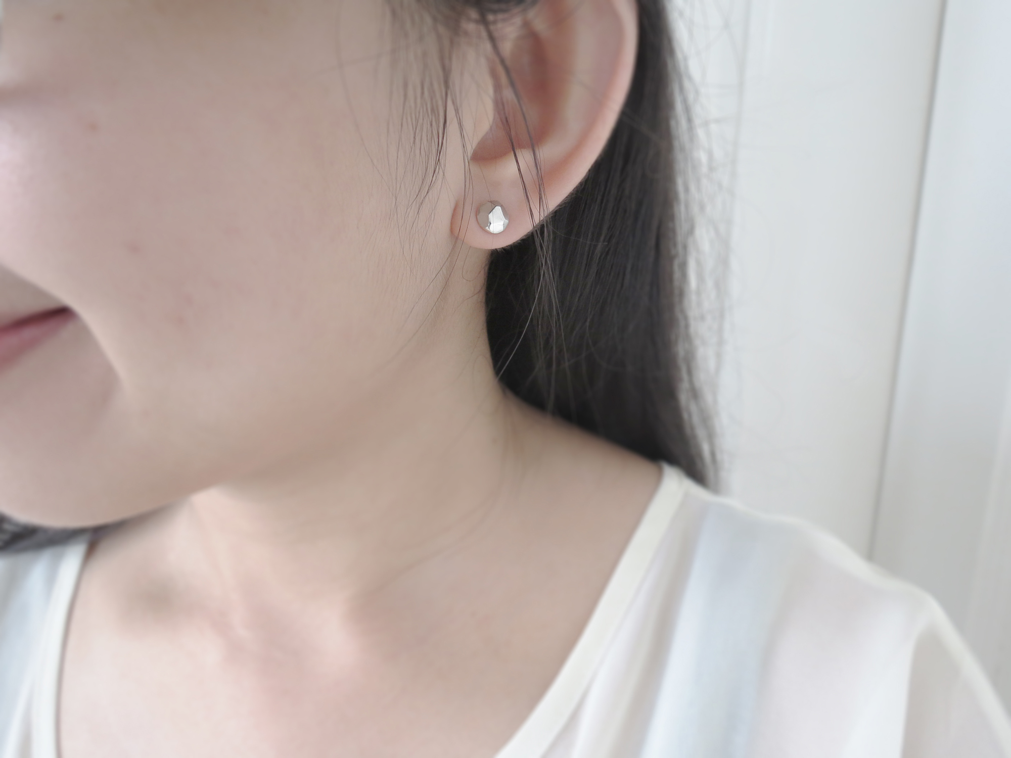 小圓石 | 純銀耳環 女款 可改夾式 簡約 手工銀飾 - 飾品圖片第4張