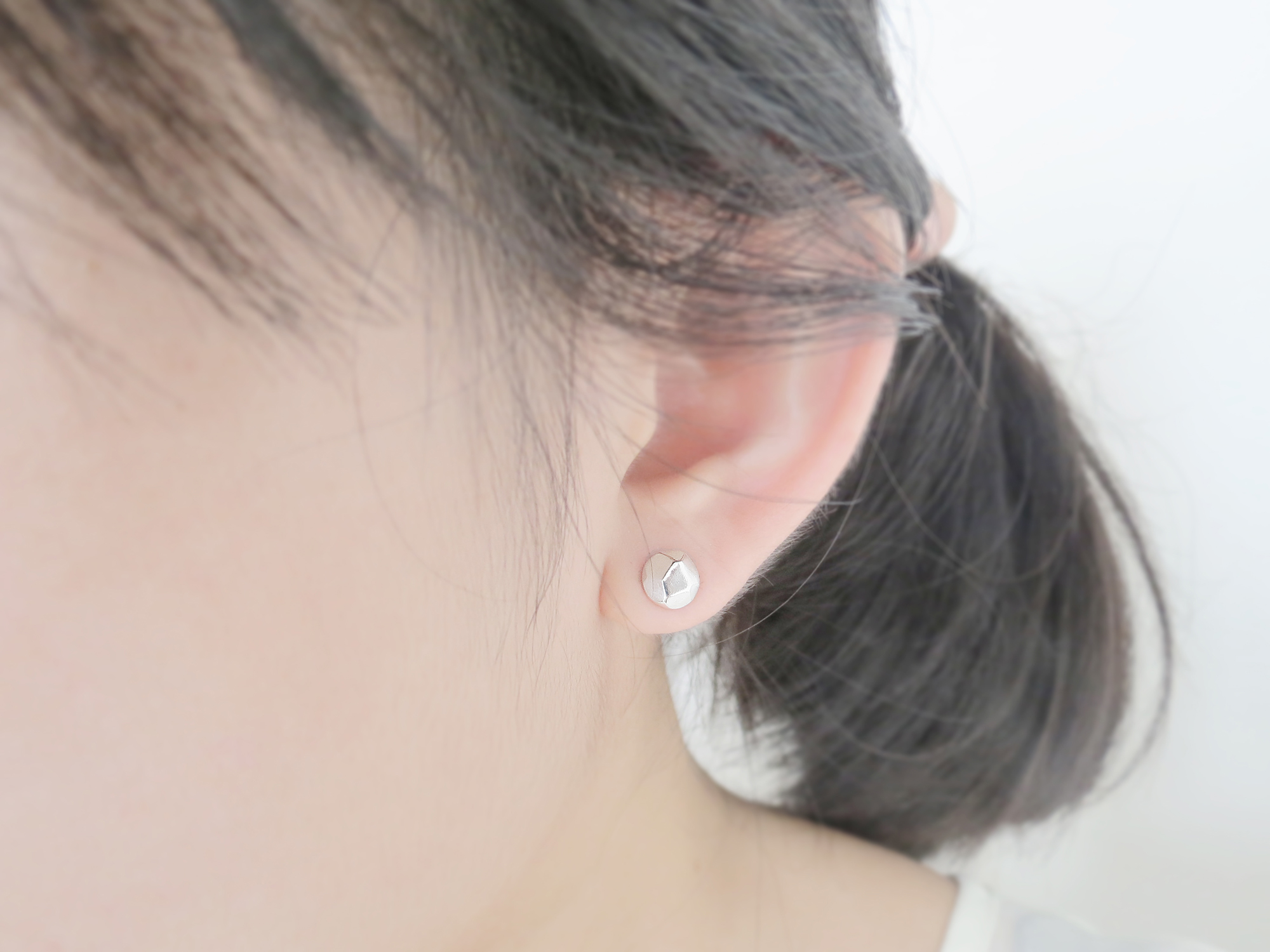 小圓石 | 純銀耳環 女款 可改夾式 簡約 手工銀飾 - 飾品圖片第5張