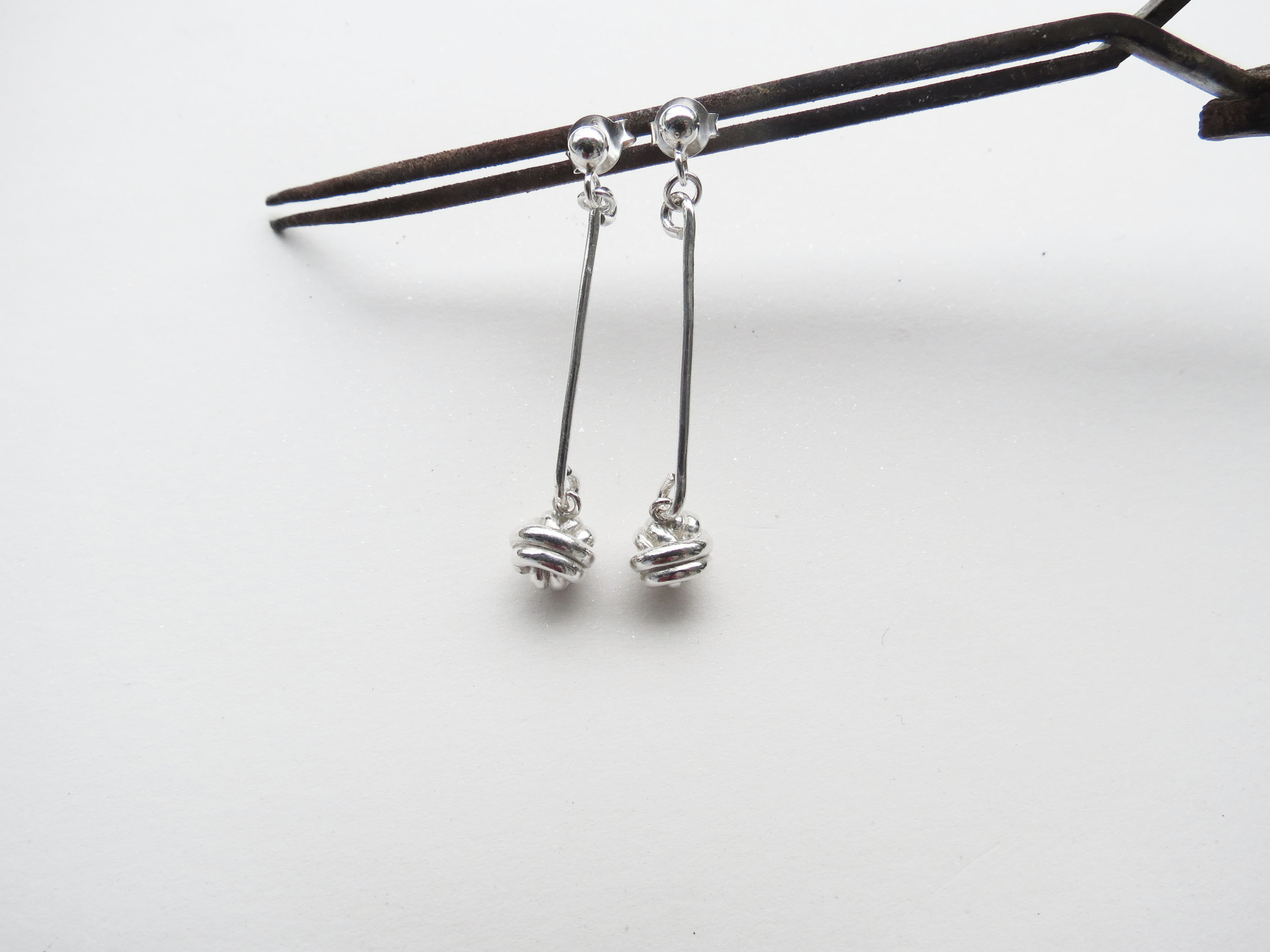 小結球 長款 | 925純銀 垂墜耳環 手工銀飾 - 飾品圖片第2張