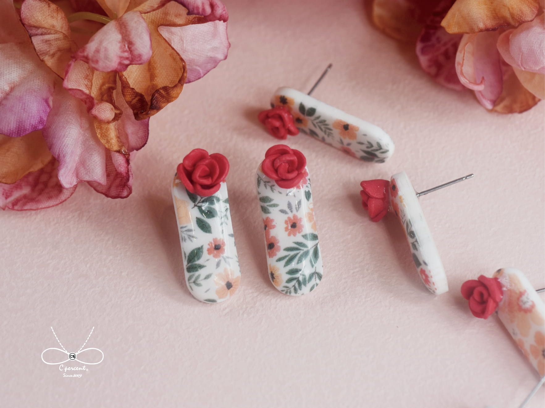 花團裡的一朵玫瑰花 | 母親節禮物 手工軟陶耳環 玫瑰花 花