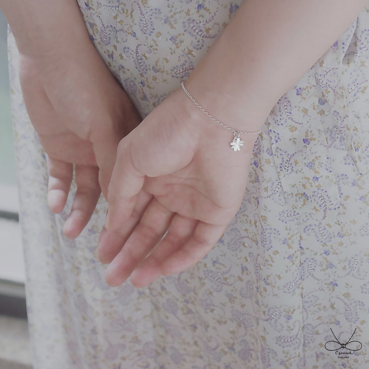 四葉草 | 純銀手鍊 女款 簡約 手工銀飾 情人節禮物 - 飾品圖片第5張