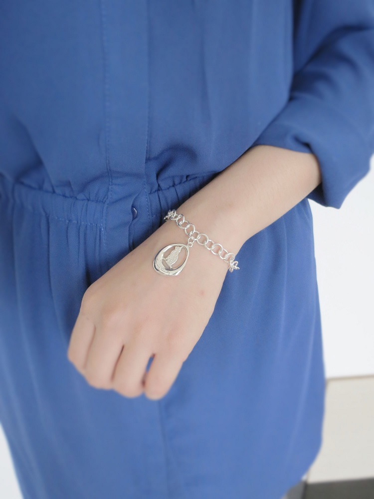 They are Family - 貓咪坐著 (純銀手鍊 動物銀飾)  - 飾品圖片第4張